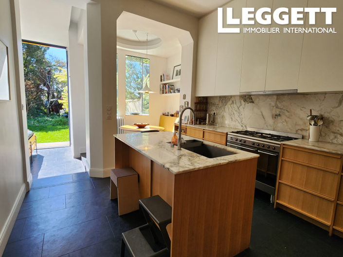 Image No.4-5 Bed House for sale