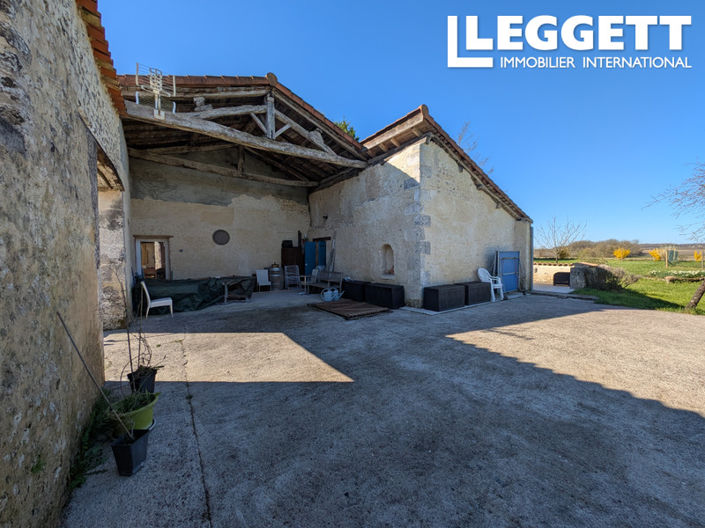 Image No.10-4 Bed House for sale