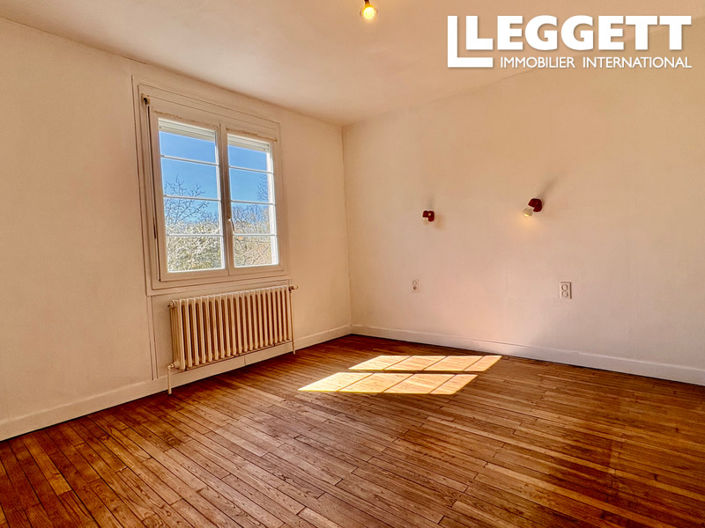 Image No.7-4 Bed House for sale