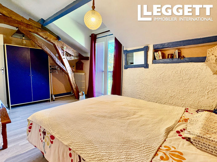 Image No.10-5 Bed House for sale