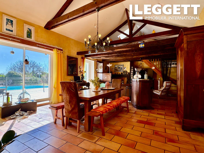 Image No.4-5 Bed House for sale