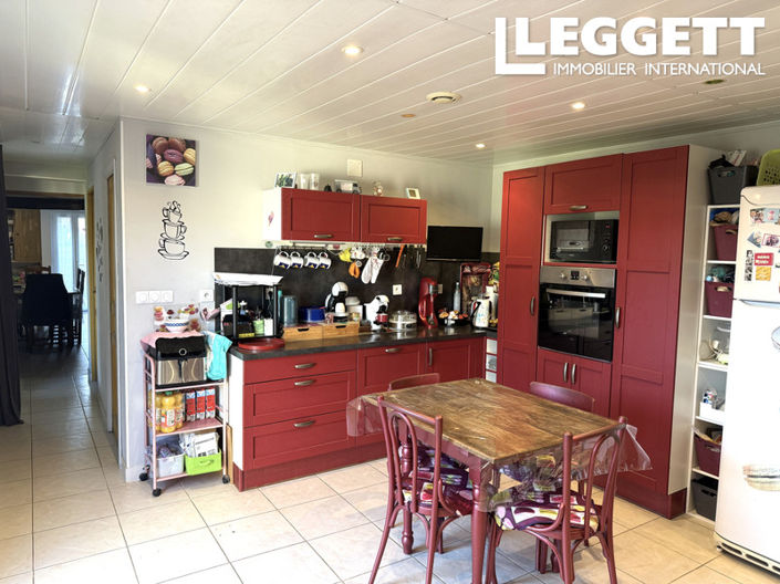 Image No.5-3 Bed House for sale