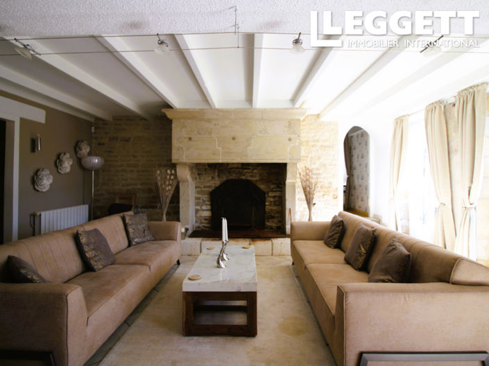 Image No.4-6 Bed House for sale