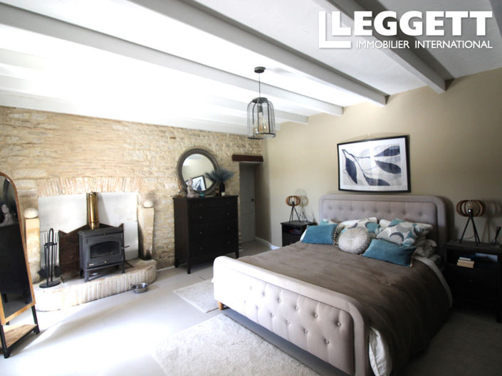 Image No.5-6 Bed House for sale