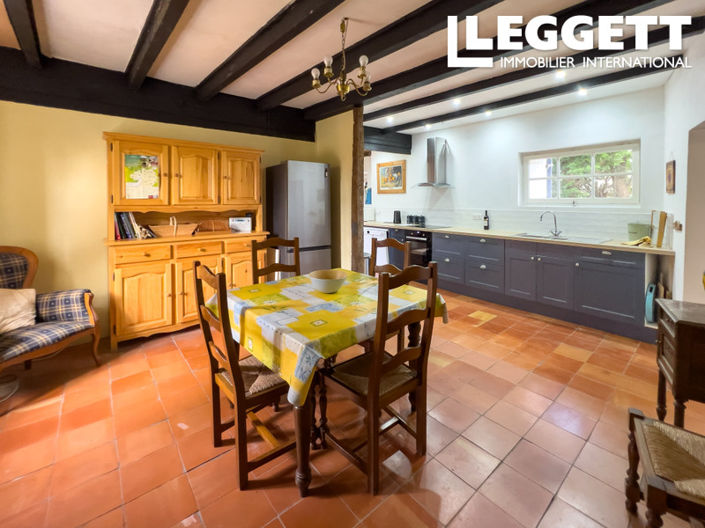 Image No.8-3 Bed House for sale