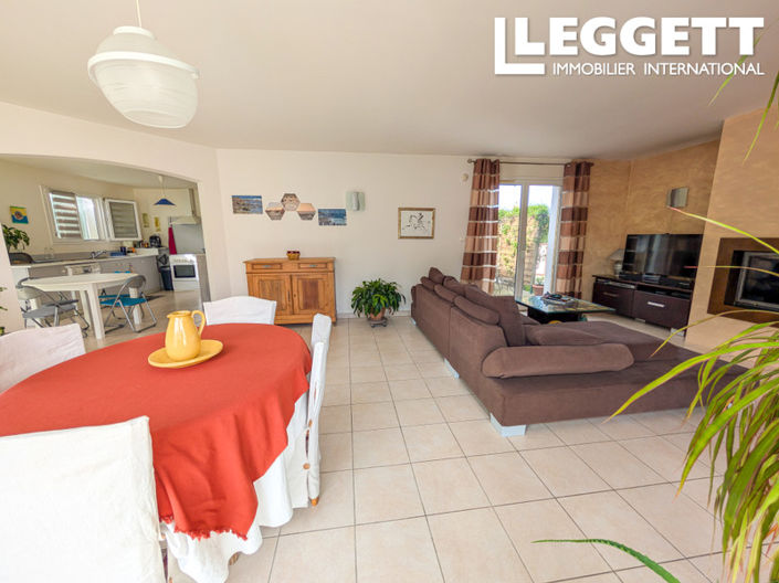 Image No.3-3 Bed House for sale