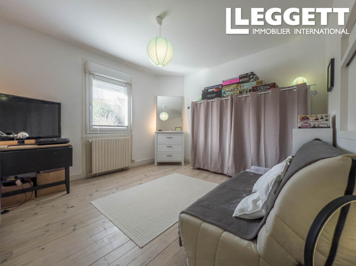 Image No.7-3 Bed House for sale