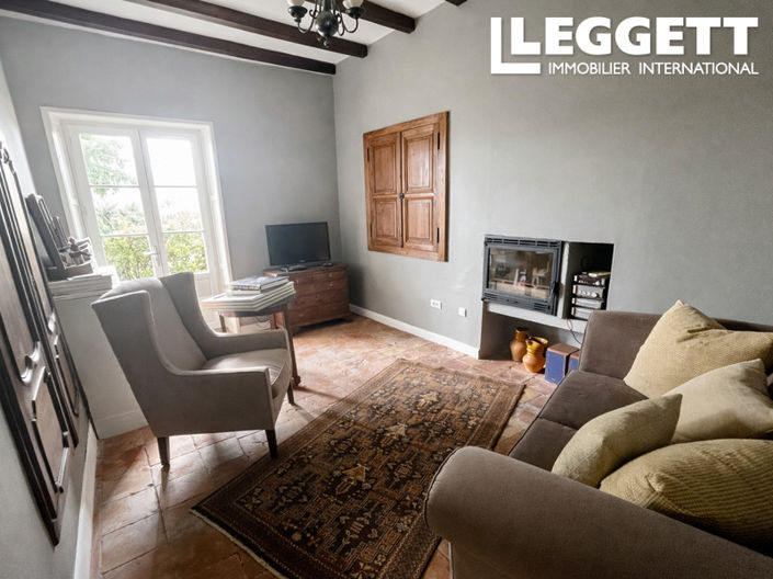 Image No.8-3 Bed House for sale