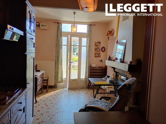 Image No.2-4 Bed House for sale