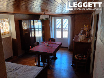 ahr0chm6ly9jzg4uagvzdglhlmltbw8vaw1hz2uvvevom