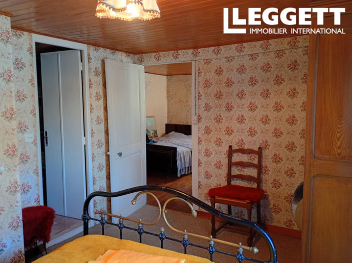 Image No.9-4 Bed House for sale