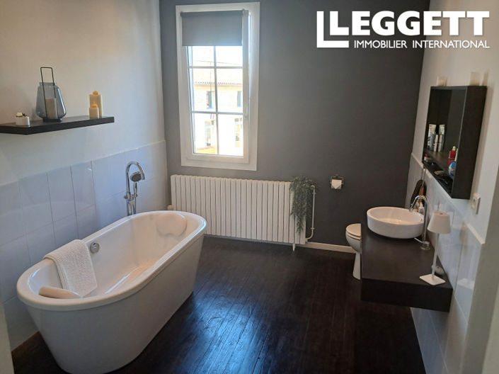 Image No.9-4 Bed House for sale