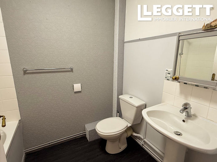 Image No.7-2 Bed House for sale