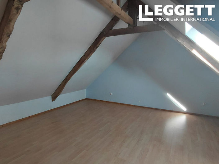 Image No.10-4 Bed House for sale