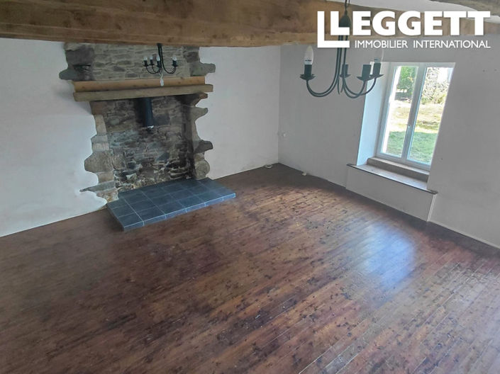 Image No.2-4 Bed House for sale