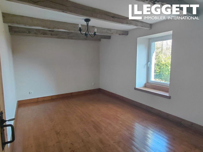 Image No.7-4 Bed House for sale