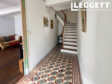 ahr0chm6ly9jzg4uagvzdglhlmltbw8vaw1hz2uvvevom