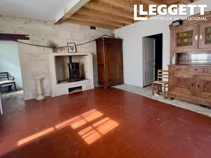 Image No.8-2 Bed House for sale