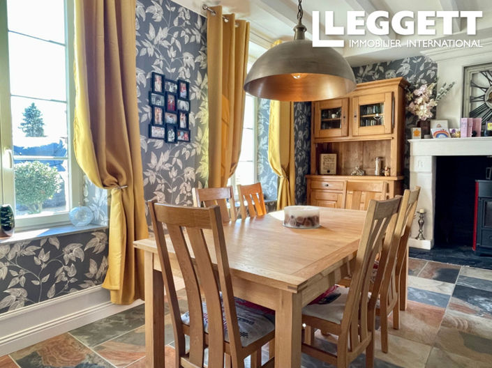 Image No.4-5 Bed House for sale