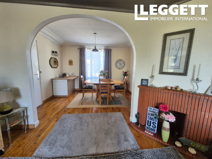 Image No.3-4 Bed House for sale