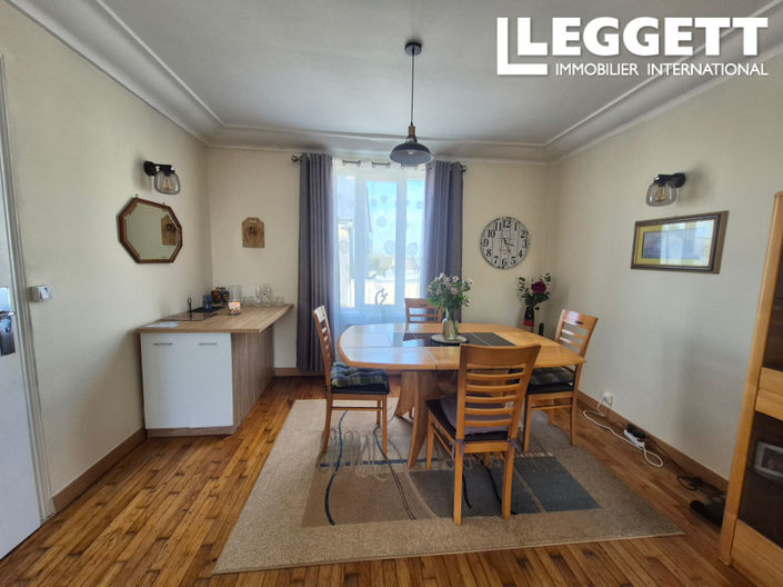 Image No.4-4 Bed House for sale