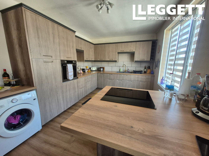 Image No.5-4 Bed House for sale