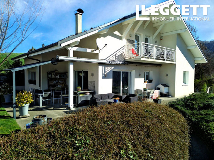 Image No.10-3 Bed House for sale