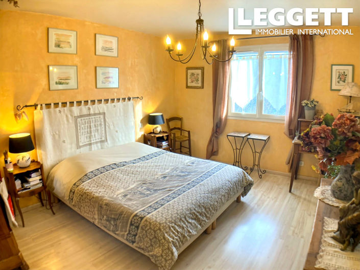 Image No.4-3 Bed House for sale