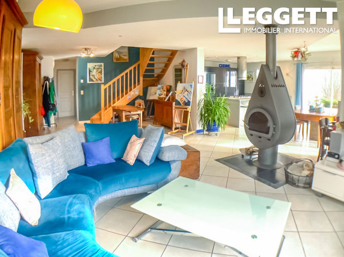 Image No.5-3 Bed House for sale