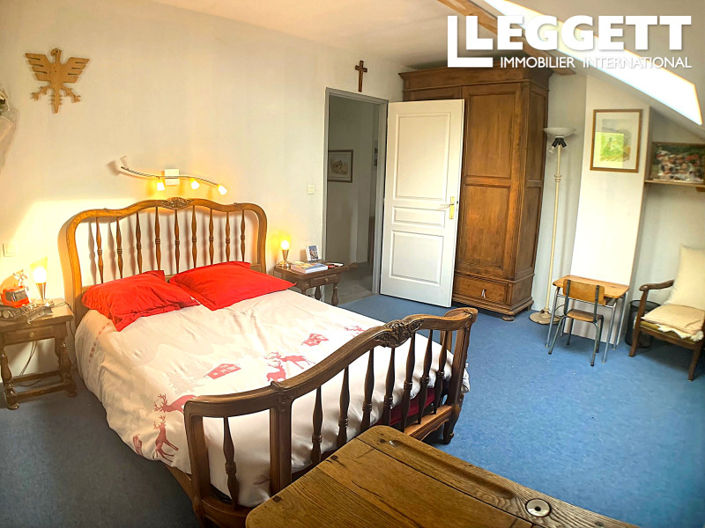 Image No.8-3 Bed House for sale