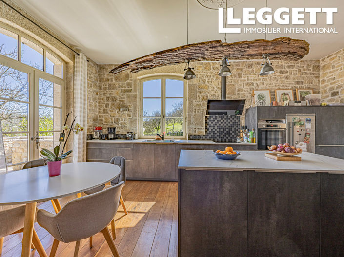 Image No.5-Maison de 8 chambres à vendre à Thézac