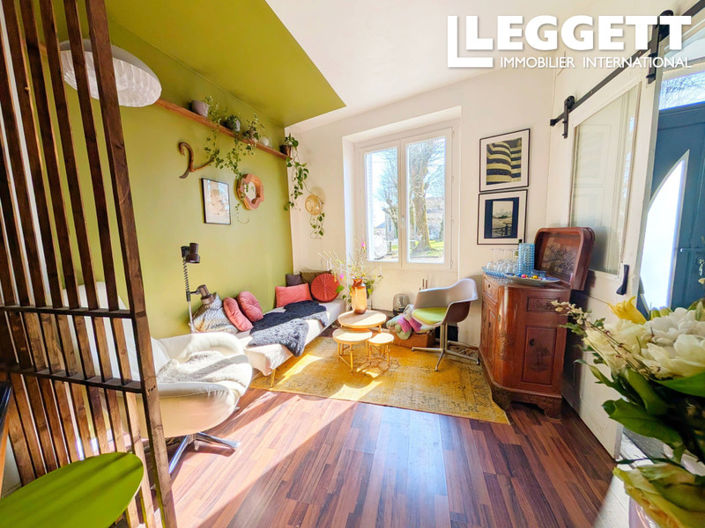 Image No.3-5 Bed House for sale