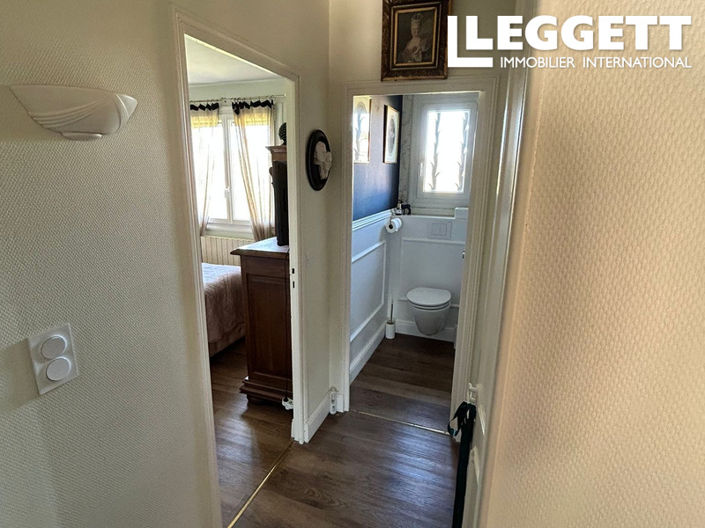 Image No.6-5 Bed House for sale