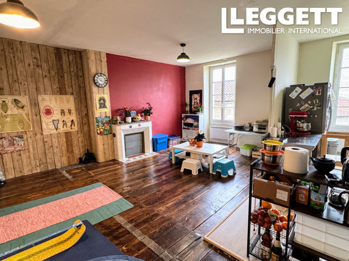 Image No.2-3 Bed House for sale