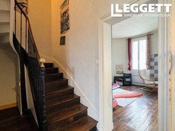 ahr0chm6ly9jzg4uagvzdglhlmltbw8vaw1hz2uvvevom