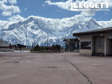 ahr0chm6ly9jzg4uagvzdglhlmltbw8vaw1hz2uvvevom