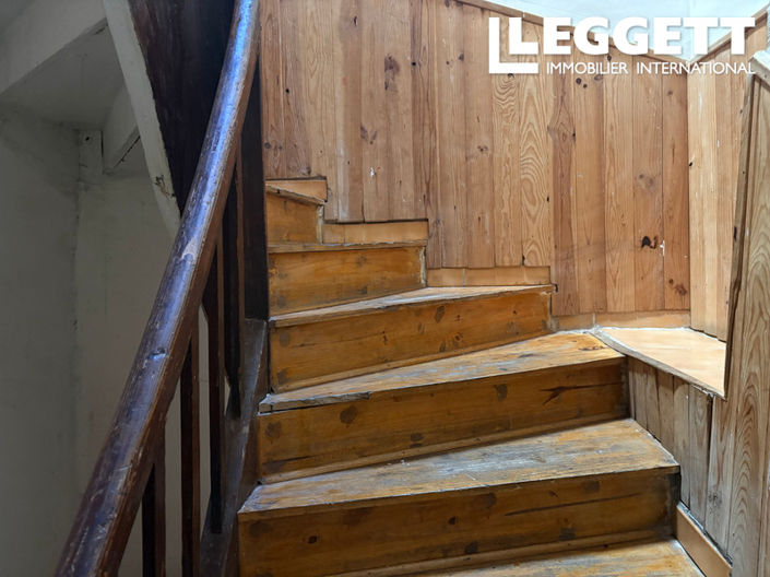 Image No.10-10 Bed House for sale