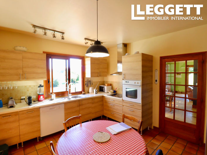 Image No.4-4 Bed House for sale