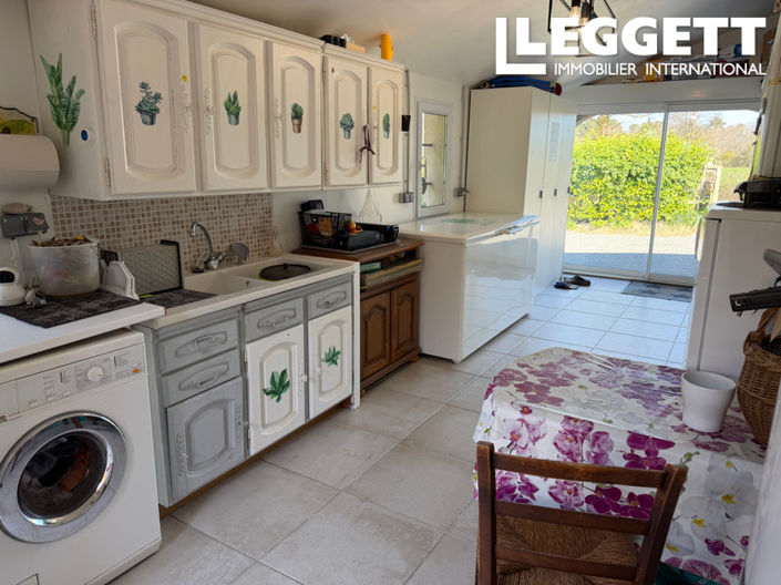 Image No.8-4 Bed House for sale