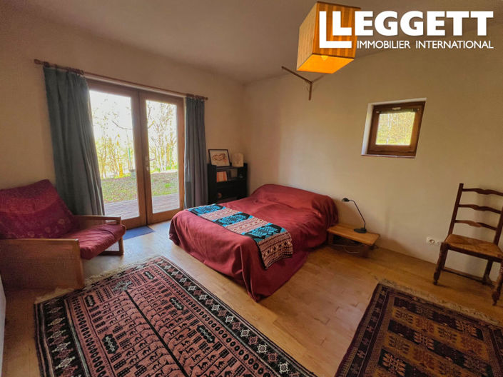 Image No.9-3 Bed House for sale