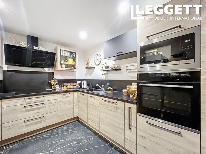 Image No.5-3 Bed House for sale