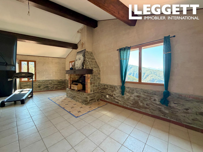 Image No.9-3 Bed House for sale