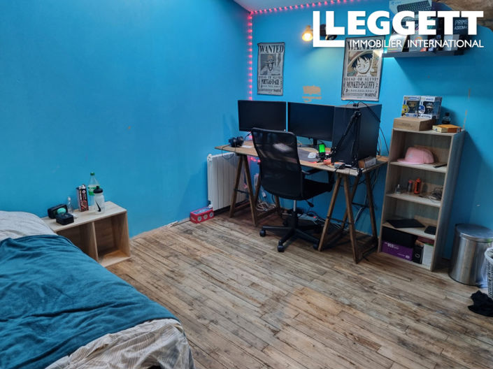 Image No.9-4 Bed House for sale