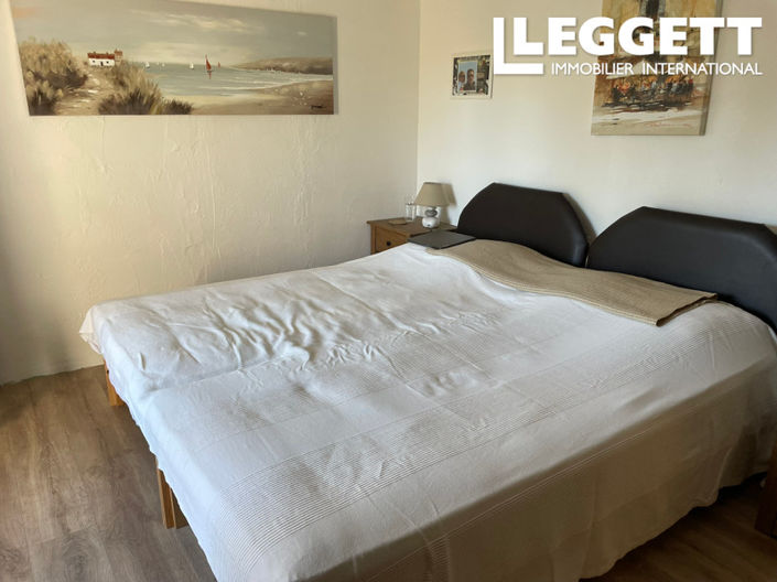Image No.6-2 Bed House for sale