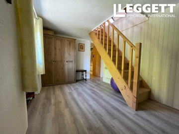 ahr0chm6ly9jzg4uagvzdglhlmltbw8vaw1hz2uvvevom