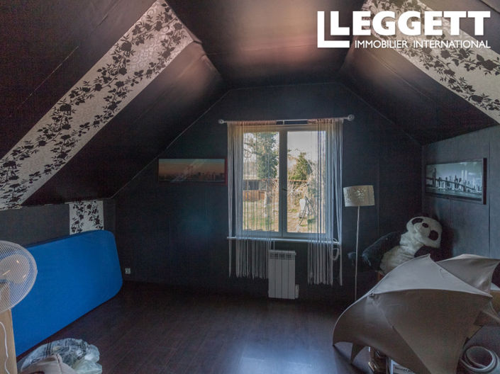 Image No.10-4 Bed House for sale