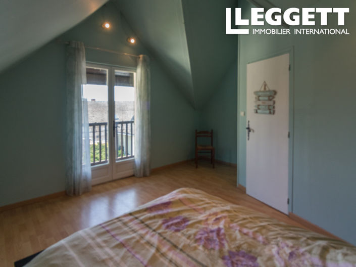 Image No.7-4 Bed House for sale