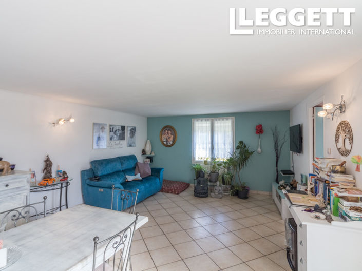 Image No.9-4 Bed House for sale