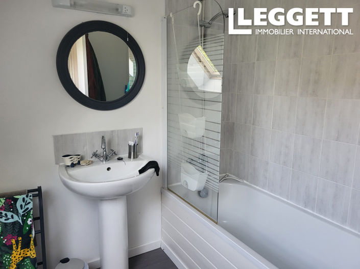 Image No.9-3 Bed House for sale