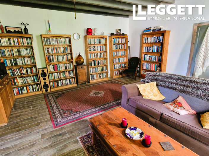 Image No.3-3 Bed House for sale